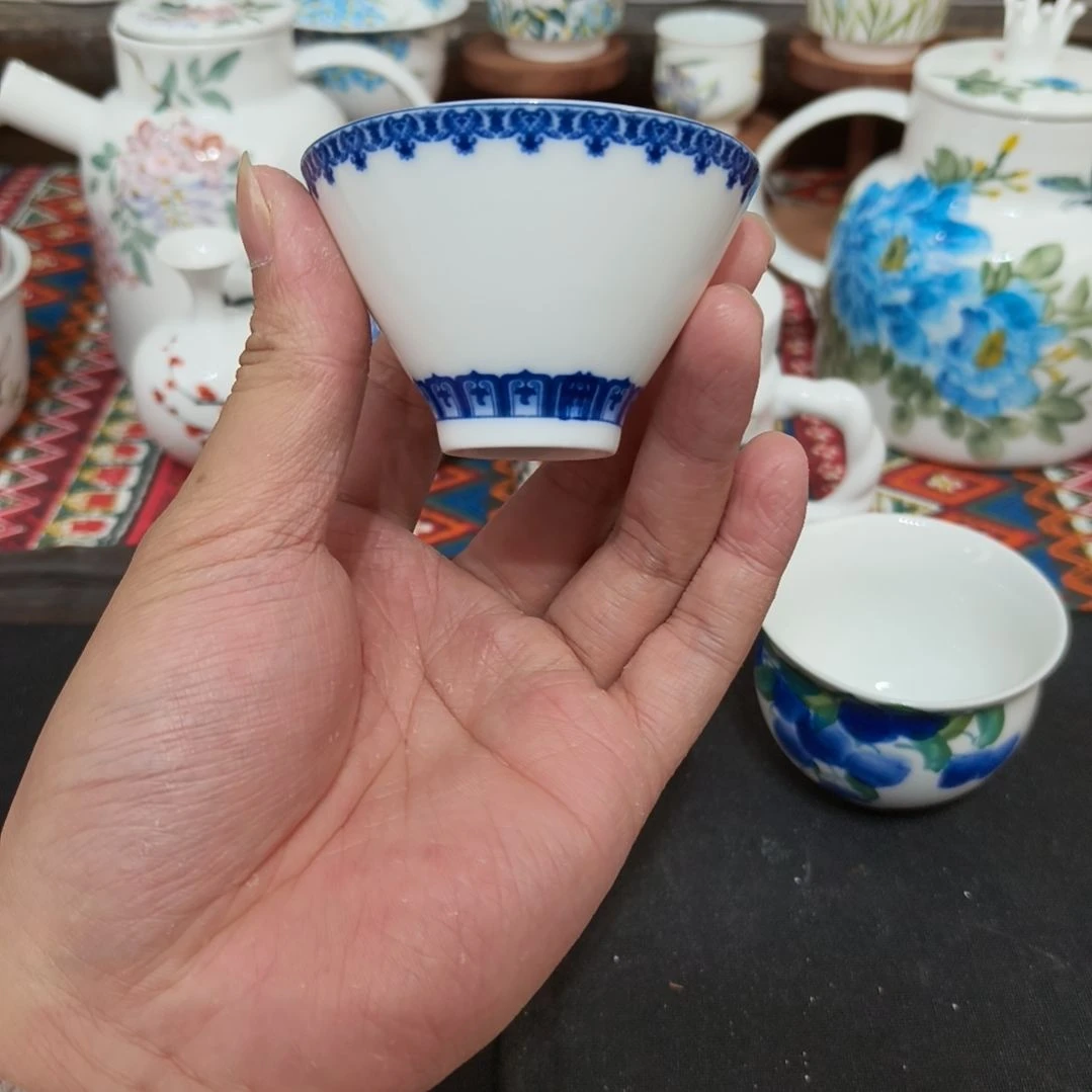 摆件景德镇手工手绘高温瓷器