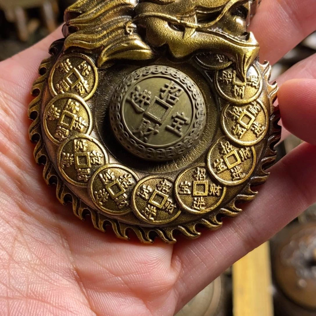 精美铜器做工精良