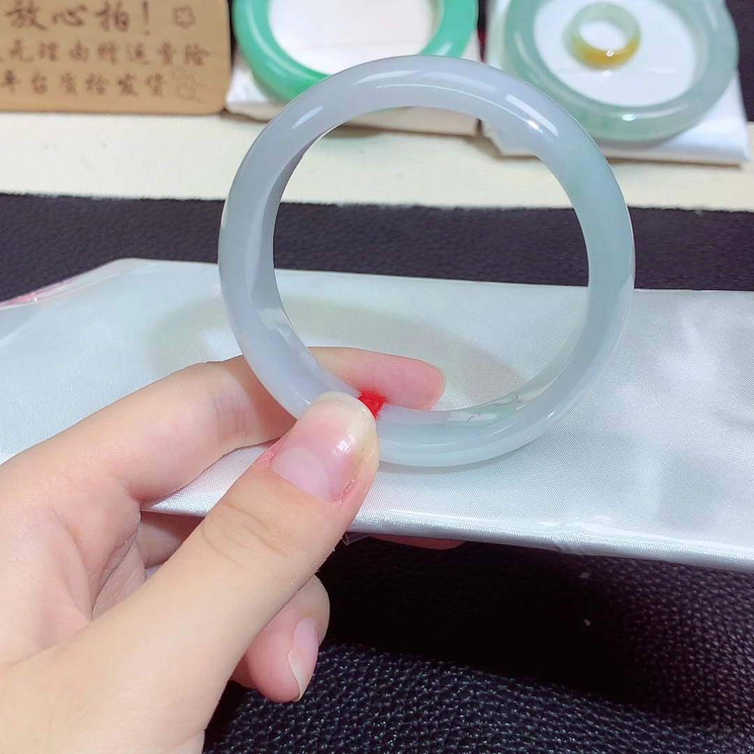 翡翠未镶嵌手镯503