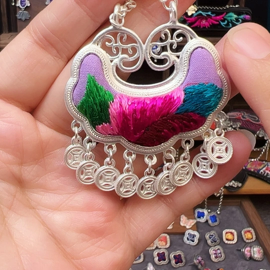 织绣手工刺绣工艺品