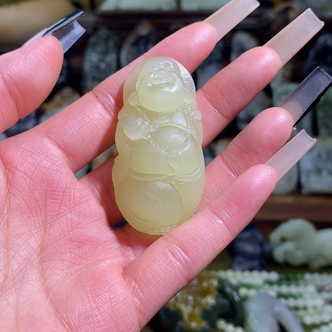 颈饰未镶嵌和田玉