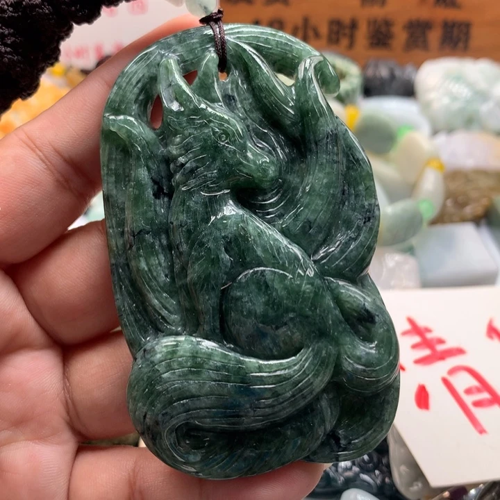 翡翠未镶嵌颈饰保真天然A货翡翠
