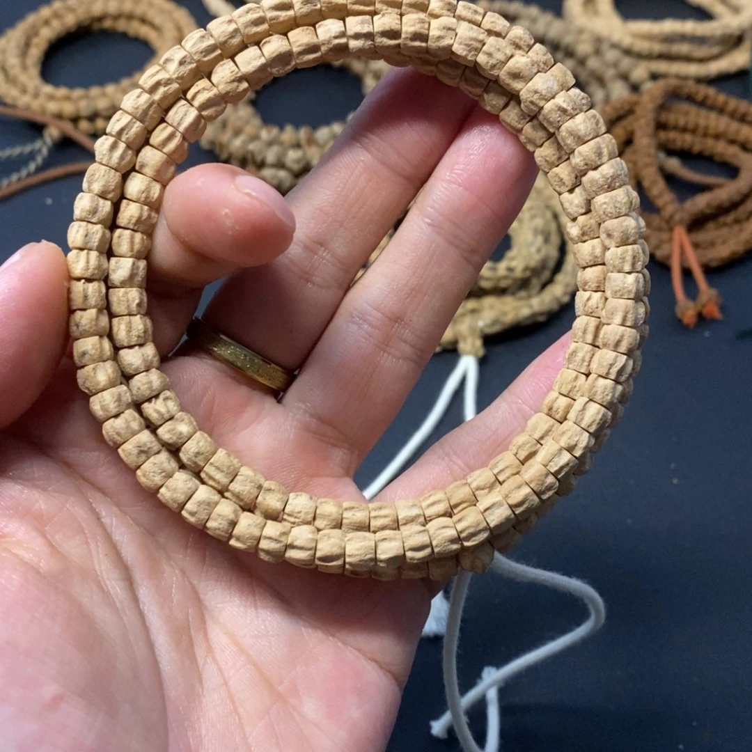 柏香籽/百香籽手串争***年