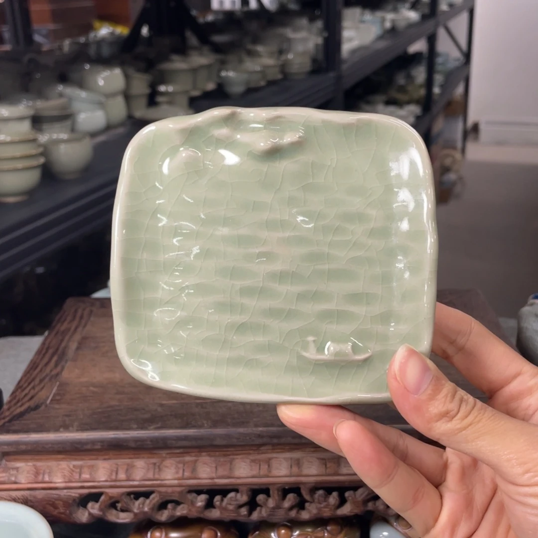 瓷片翠青釉寒江孤影杯垫
