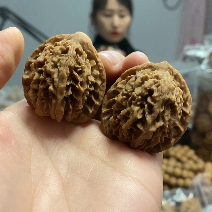 文玩核桃把件36皇冠小众蜡皮