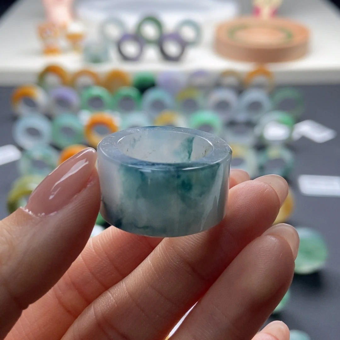 定制翡翠未镶嵌兔****卜定制