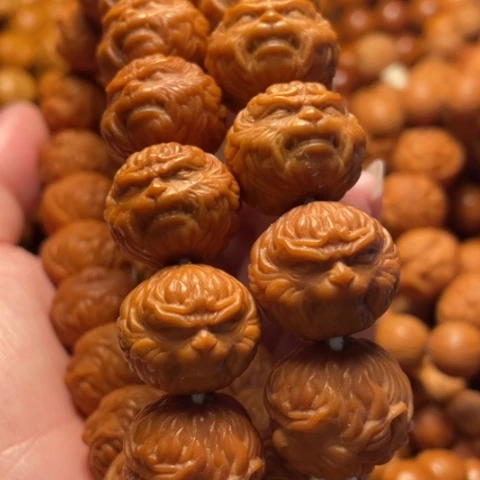 猴头核桃手串哦*豁舞台