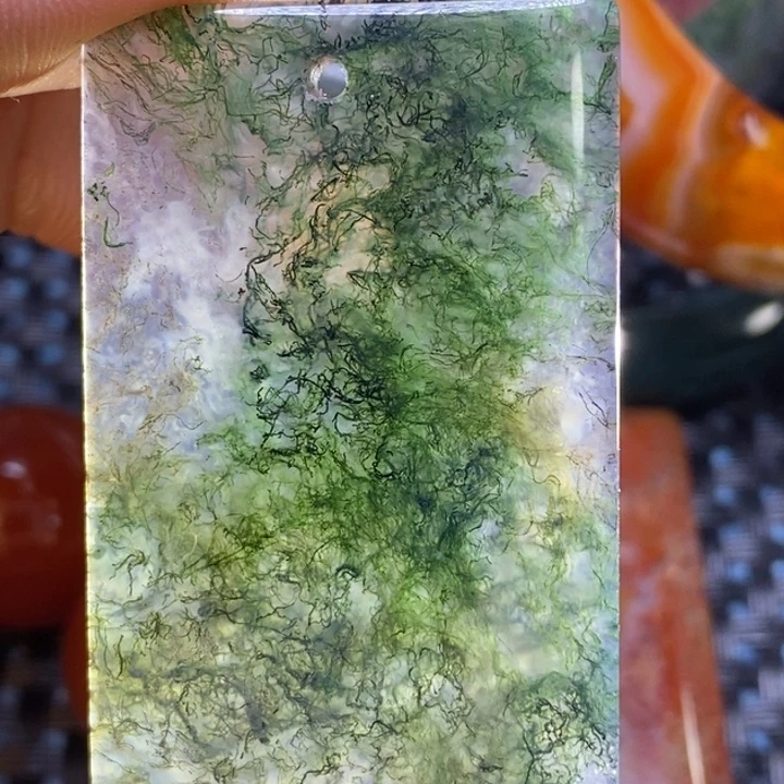 玛瑙/玉髓颈饰未镶嵌哈**亚