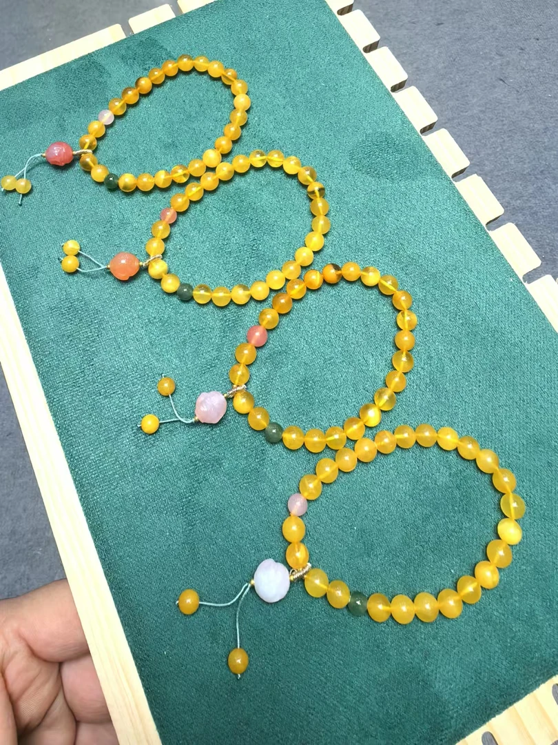 M-09天然蜜蜡《单圈＋盐源佛》新款百搭（拍一发一.多样性发货）