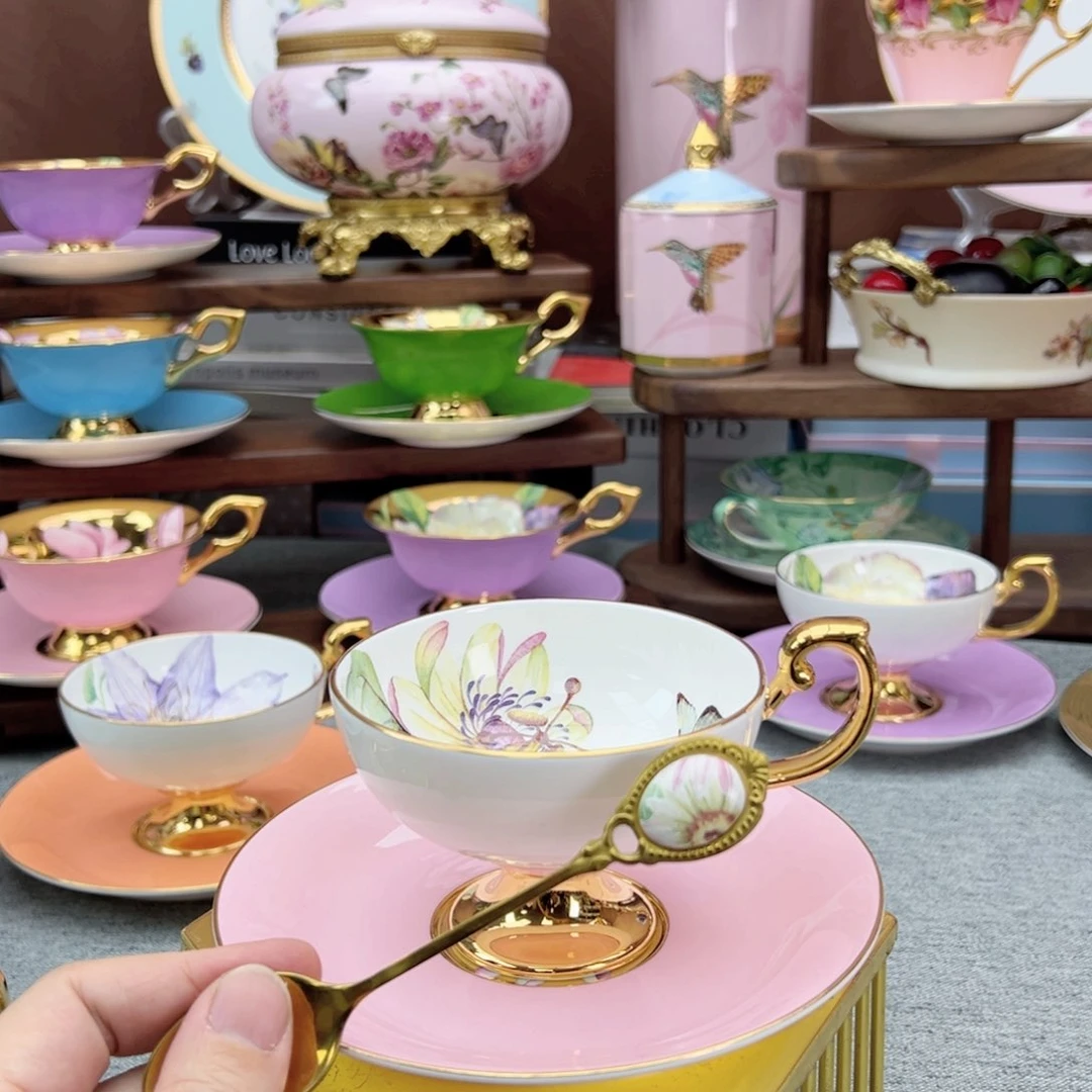 乐*专拍……………………….