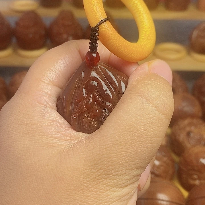 行***者橄榄核吊坠巴西进口大橄榄六面