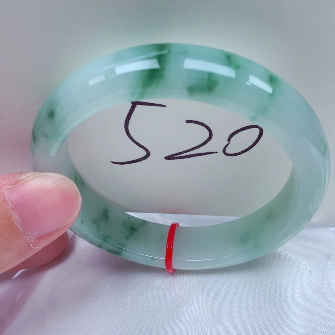 翡翠未镶嵌手镯翡翠