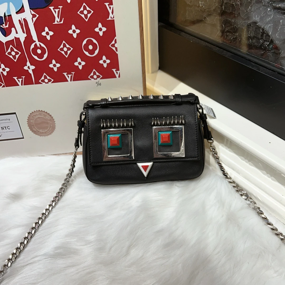 95新 FENDI/芬迪 芬迪小怪兽双子星单肩包a6215