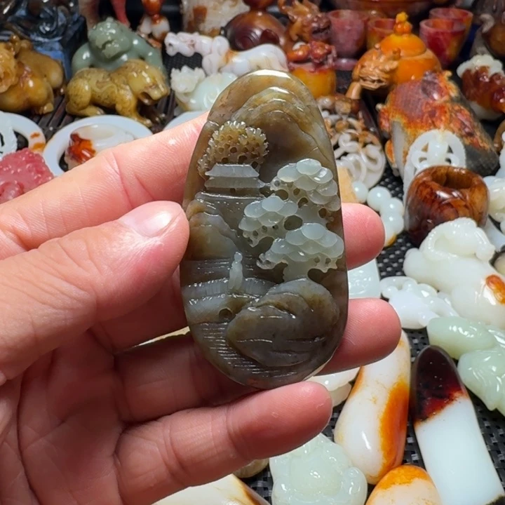 和田玉未镶嵌挂件