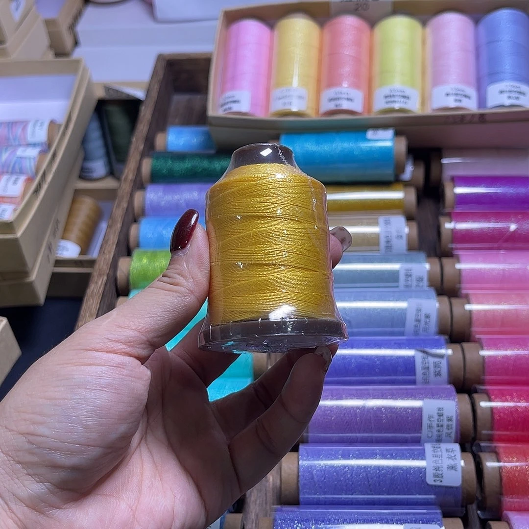 仔***婷0.3炫彩蜡星光黄40克