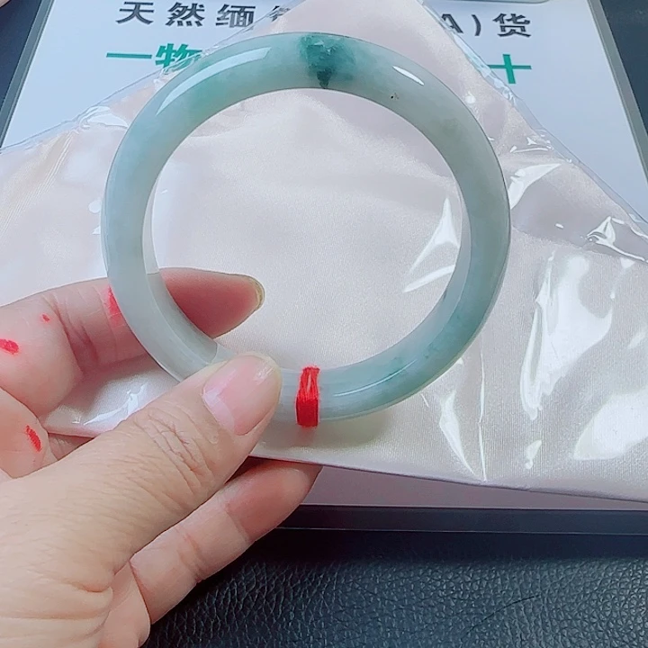 翡翠未镶嵌手镯天然缅甸翡翠a货！