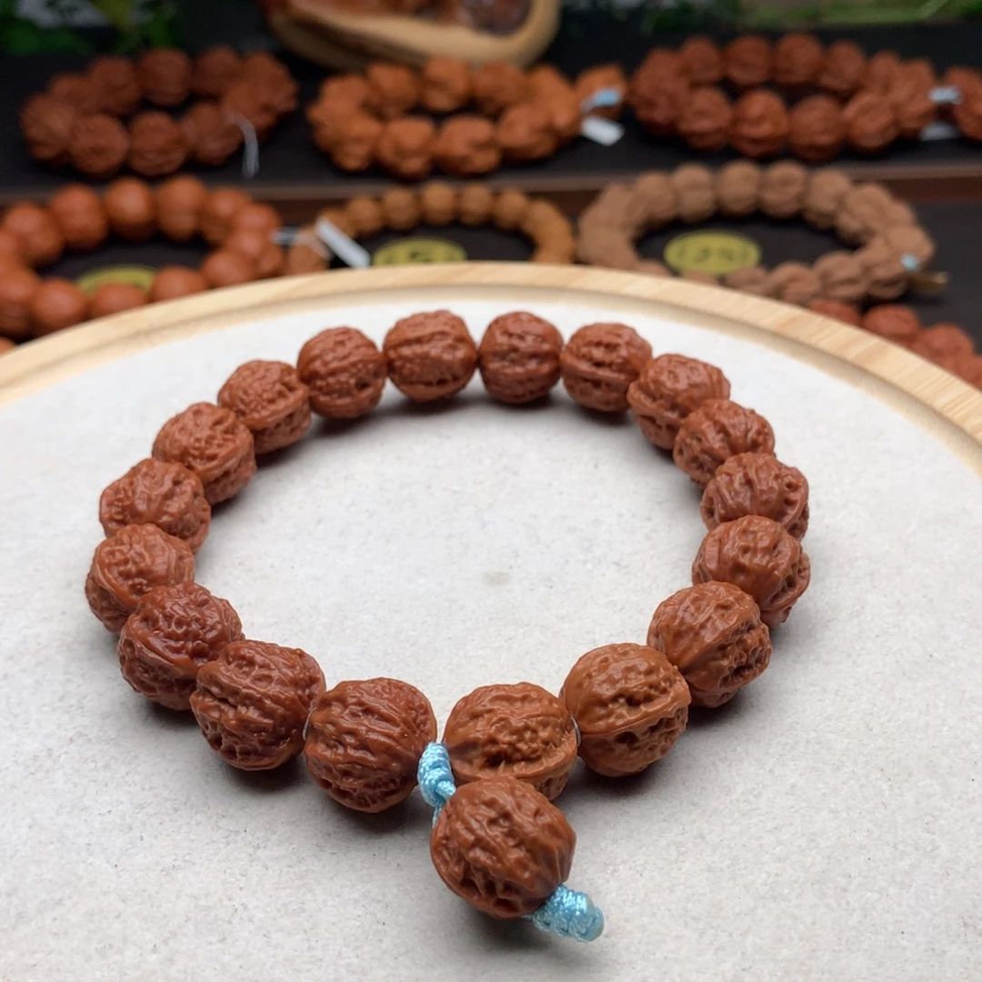 文玩核桃手串肉筋八棱