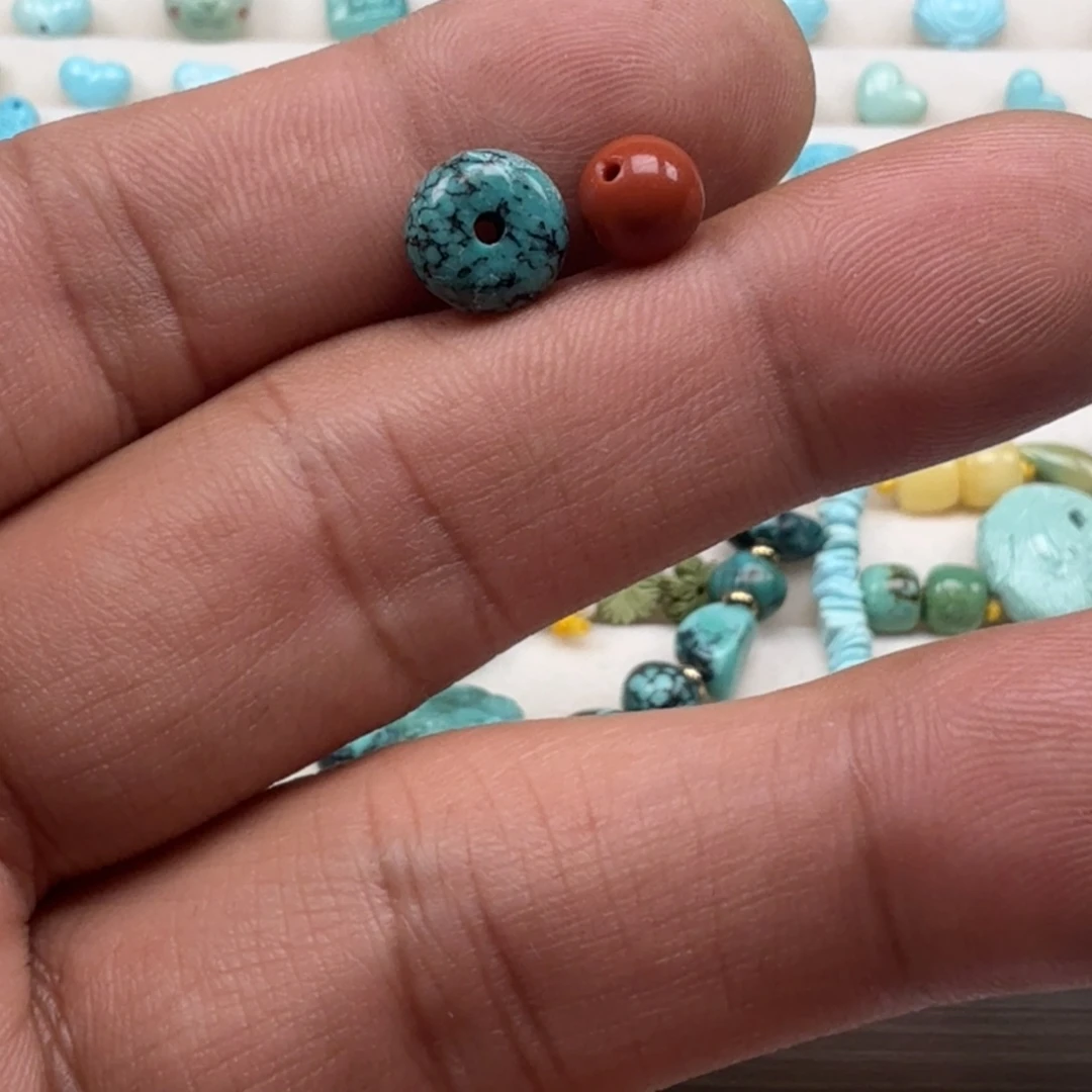 陌***人南红玛瑙未镶嵌珠宝半成品