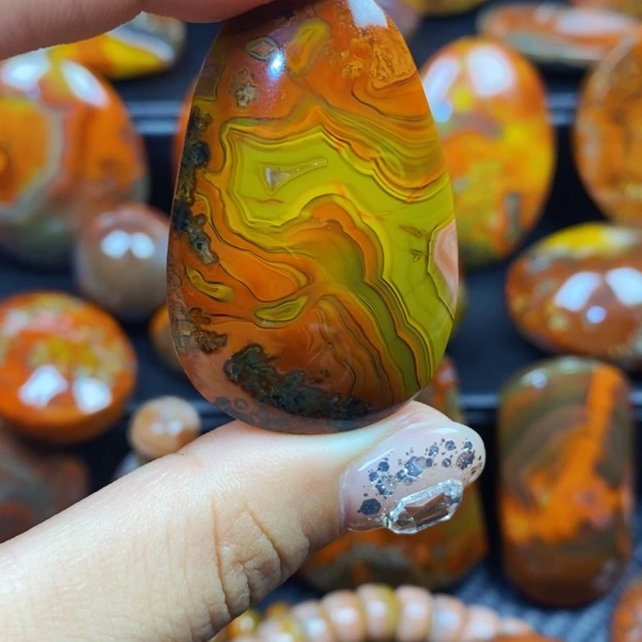 金***色未镶嵌玛瑙玛瑙/玉髓