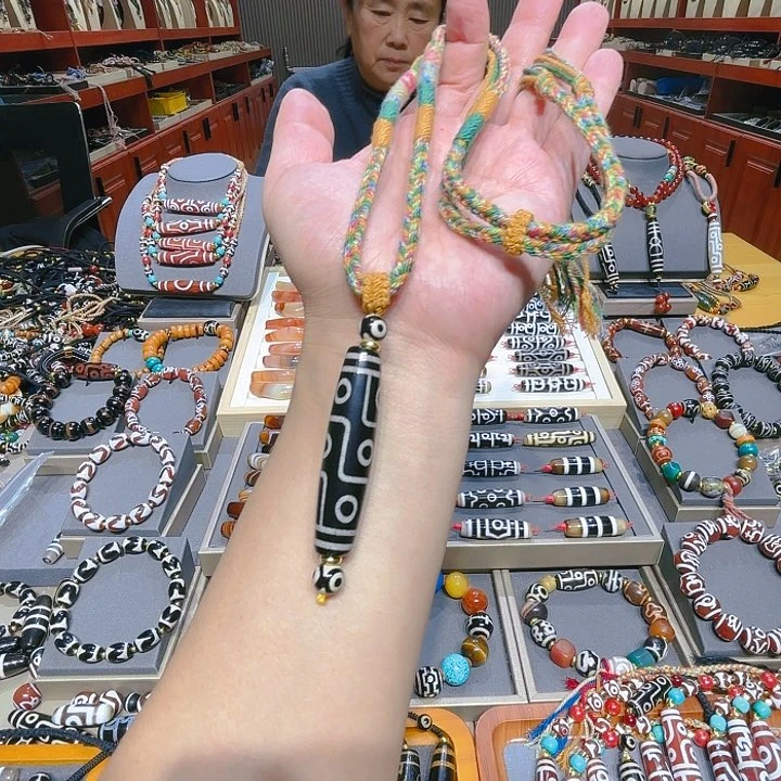 未镶嵌玛瑙/玉髓珠宝奇石