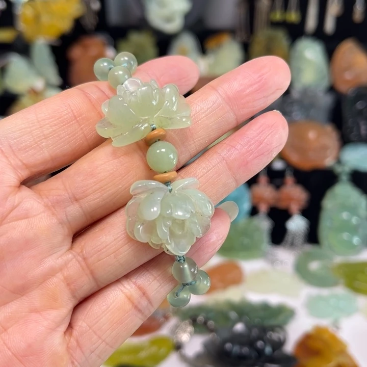 蛇纹石玉未镶嵌吊坠(赠链)