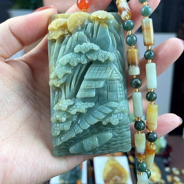 蛇纹石玉颈饰未镶嵌