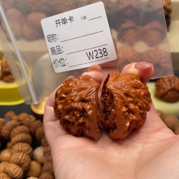 老***猫吊坠文玩核桃文玩的好的人都是有钱有