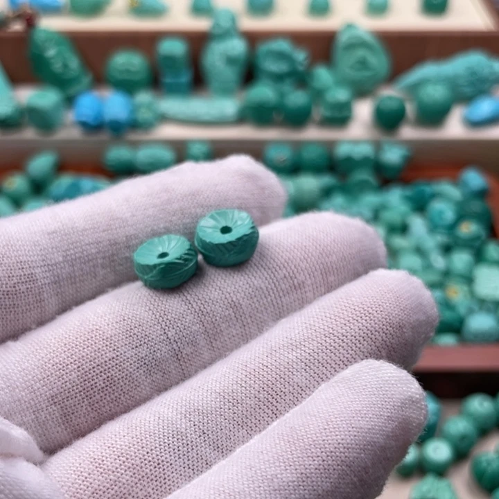 湖北十堰特色羽毛扣10mm