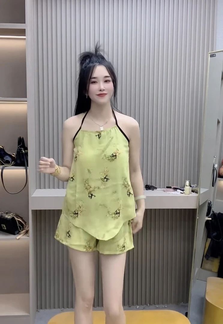 国风复古缎面印花系带挂脖吊带背心女肚兜兜短裤两件套睡衣家居服