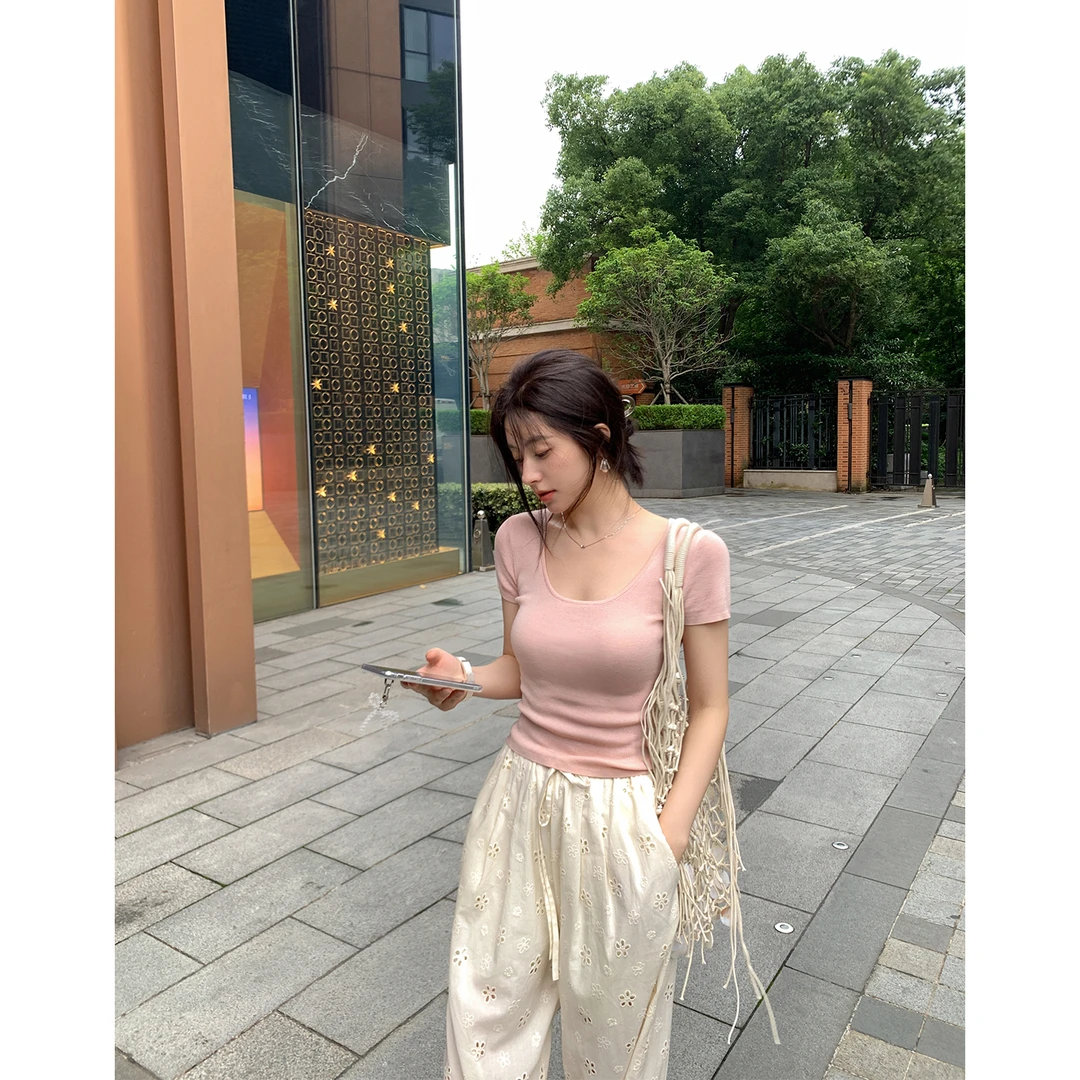 ADA MISS简约深U领天丝桑蚕丝短款T恤针织修身显瘦上衣女夏季新款