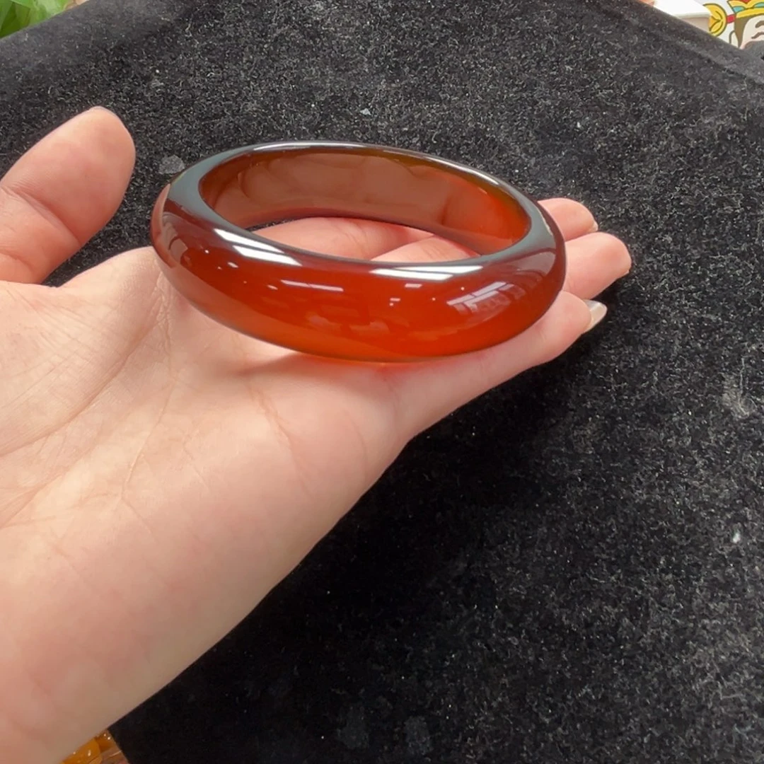 手镯玛瑙/玉髓未镶嵌R****高