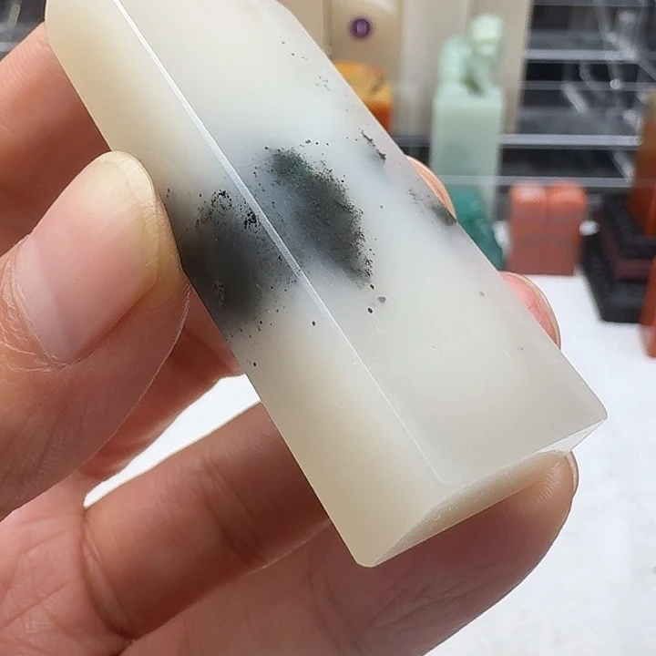 寿山石印石老挝牌子