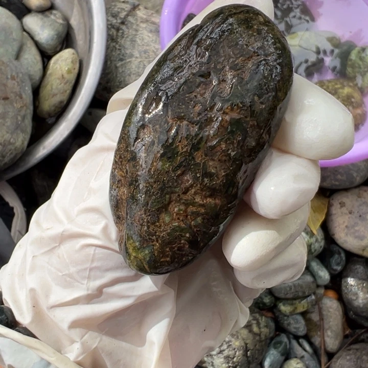 萬***意长石玉合金藏玉藏玉