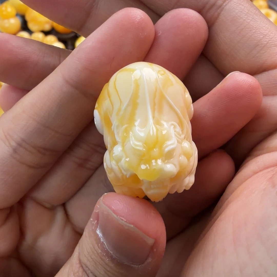 琥珀未镶嵌珠宝奇石10g