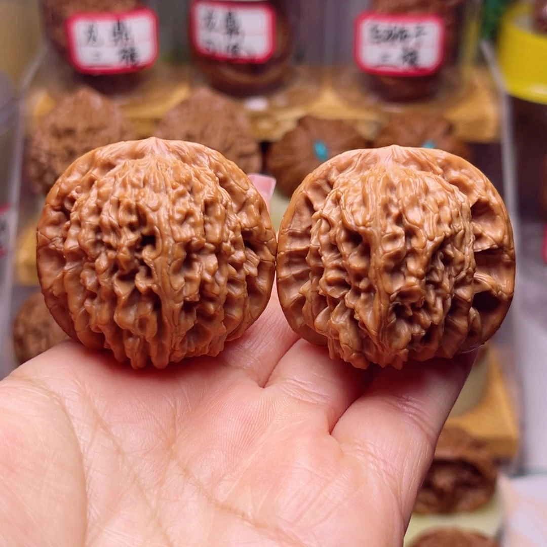 文玩核桃吊坠43尺汉高美楼