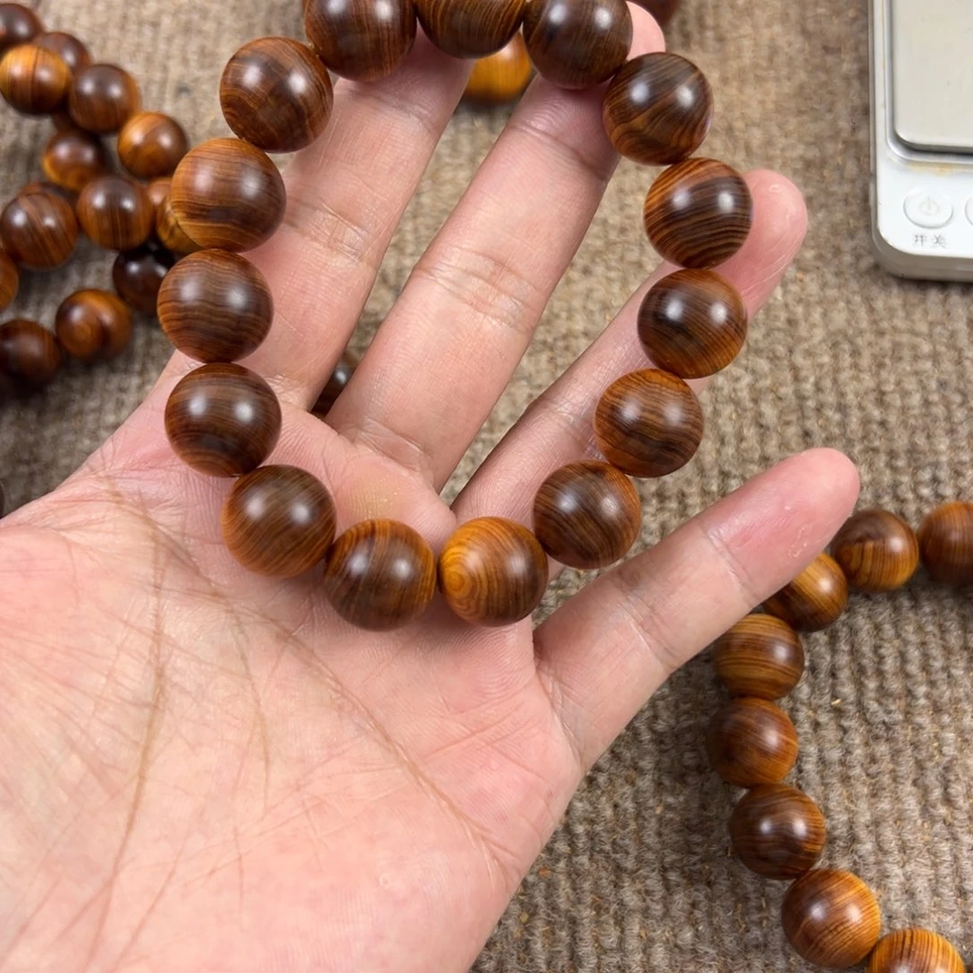 木太行崖柏1.5黑骨料。。。。。。