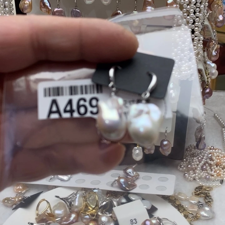 颈饰淡水珍珠合金469有瑕