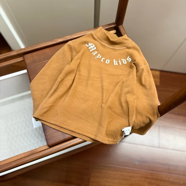 【编号C763】XDY-6-13- 衣领处字母 纯色打底衣 咖色-小豆芽儿