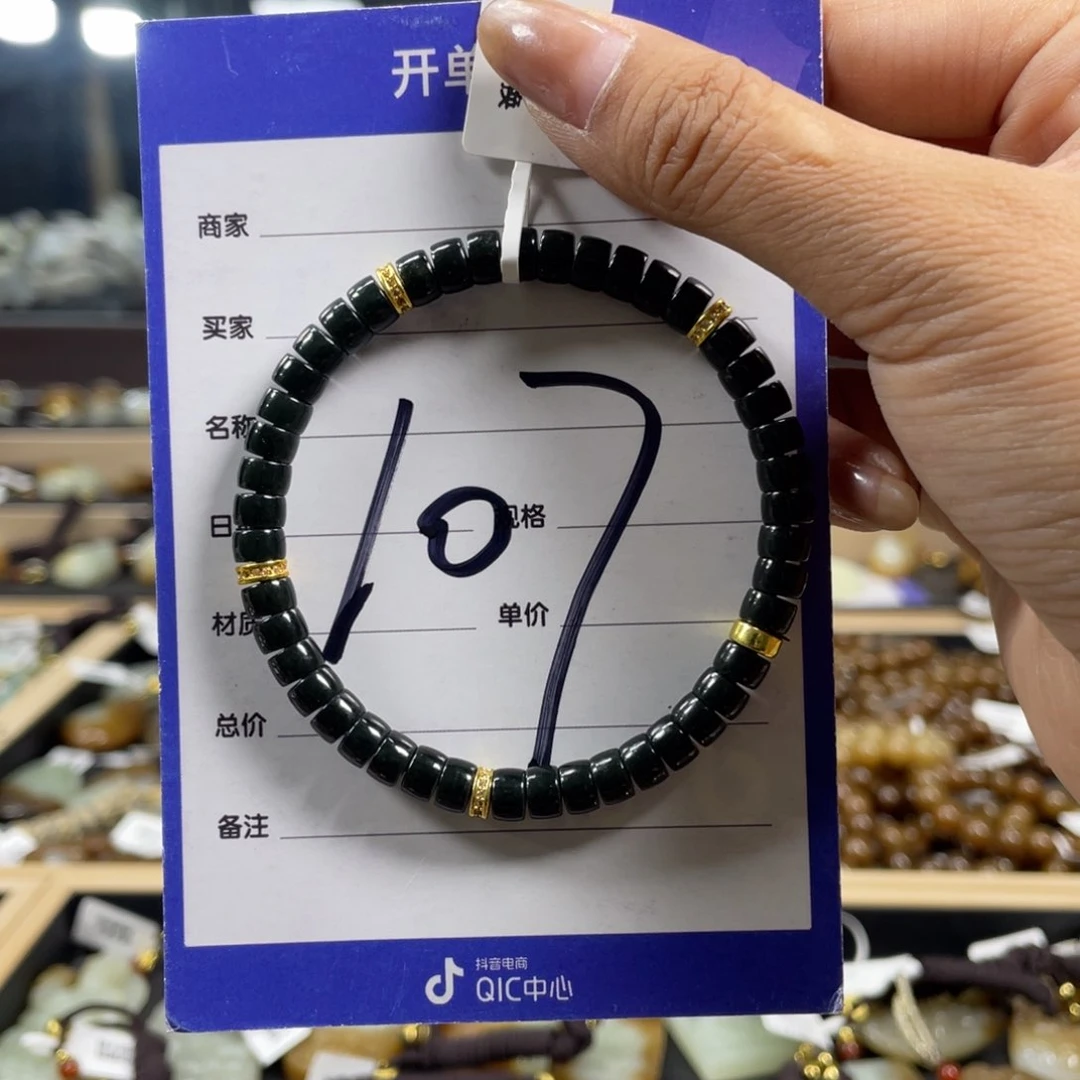 和田玉合金颈饰多样性