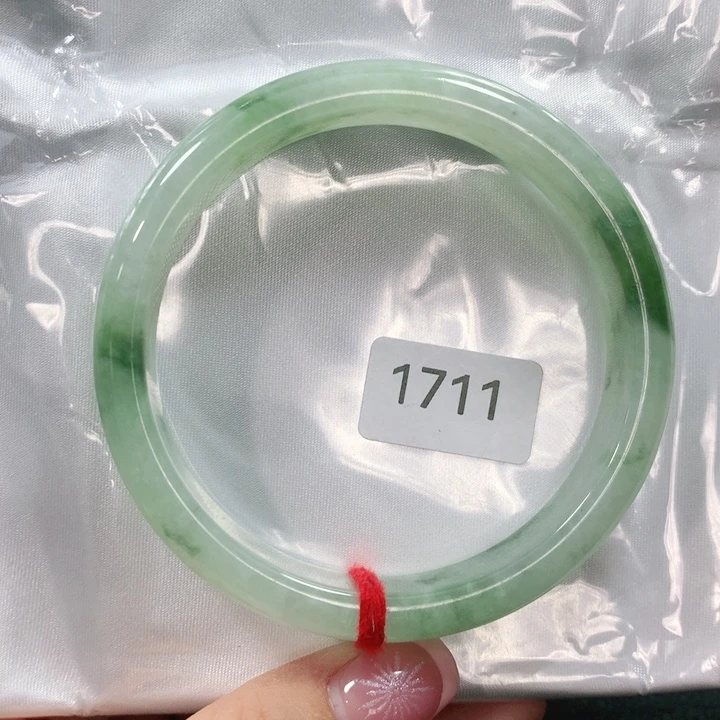 翡翠手镯未镶嵌天然翡翠手镯6303