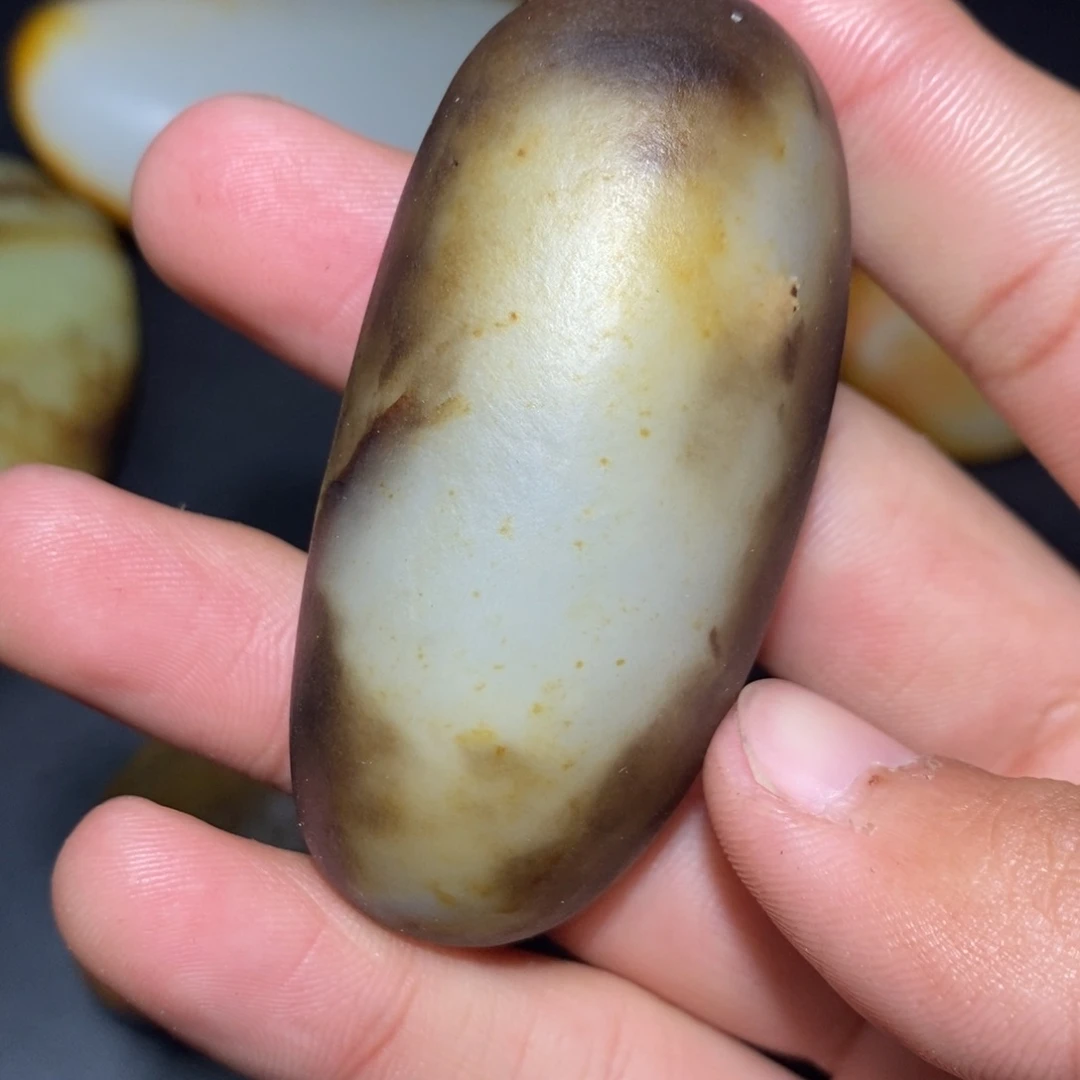 和田玉未镶嵌珠宝奇石