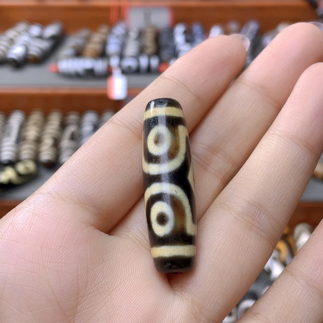 未镶嵌颈饰玛瑙/玉髓寶****e