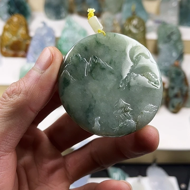 定制翡翠未镶嵌翡翠