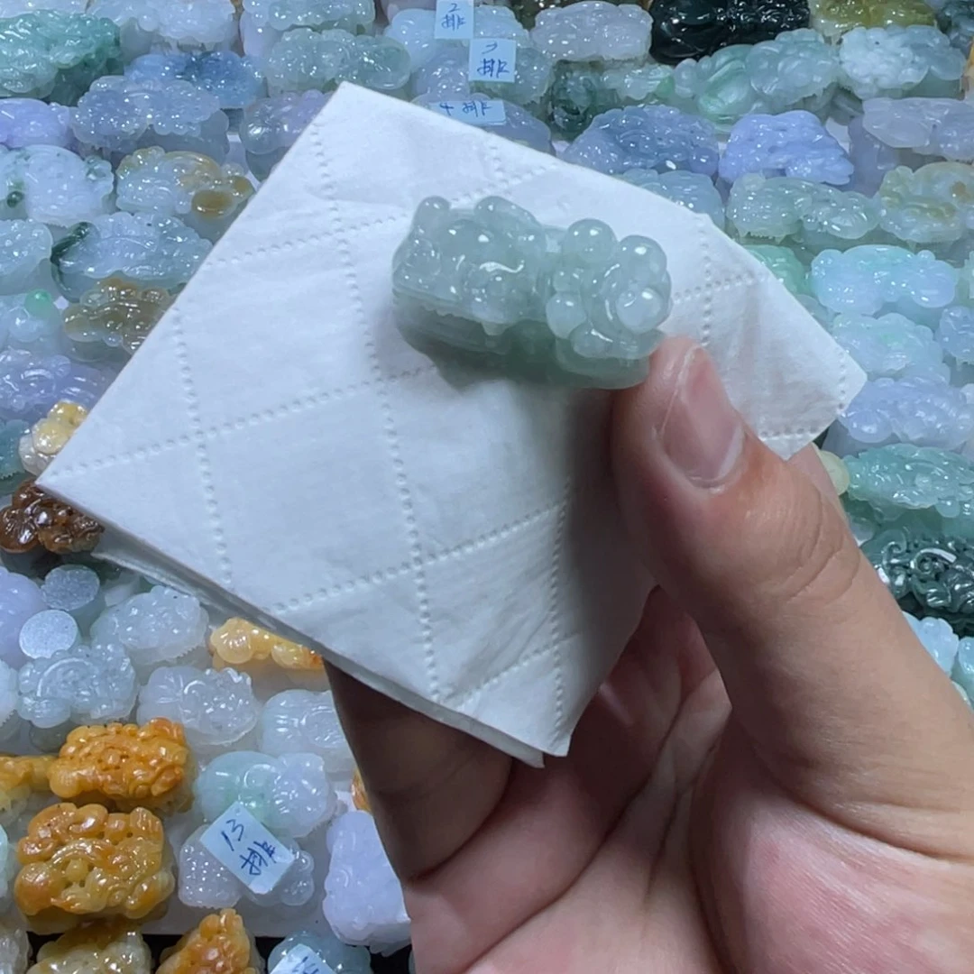 翡翠未镶嵌颈饰天然