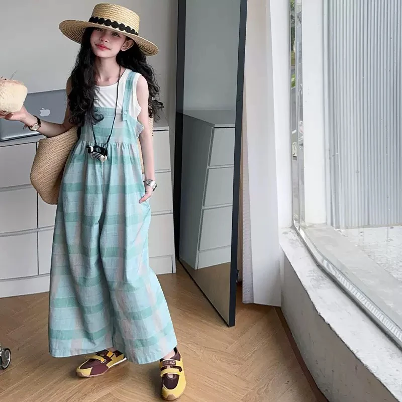 清小柔童装绿色格子背带裤