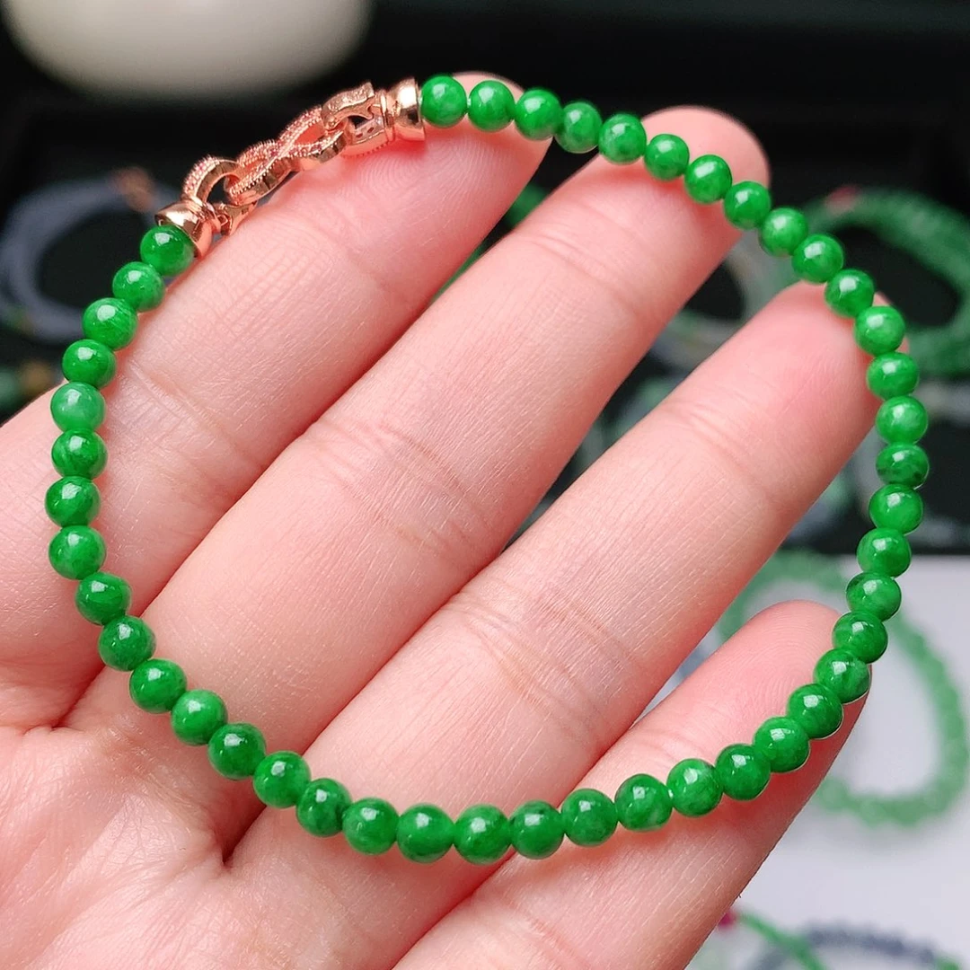 翡翠手链未镶嵌翡翠