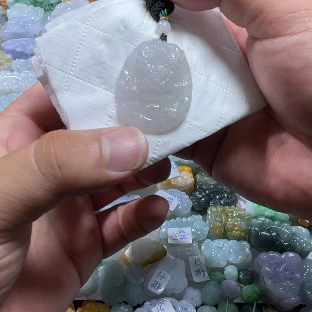 翡翠未镶嵌颈饰天然