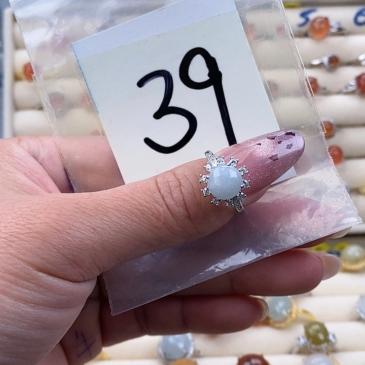 翡翠未镶嵌戒指缅甸