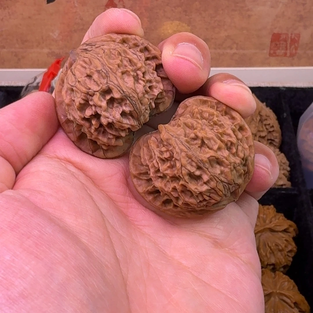 文玩核桃吊坠宫灯