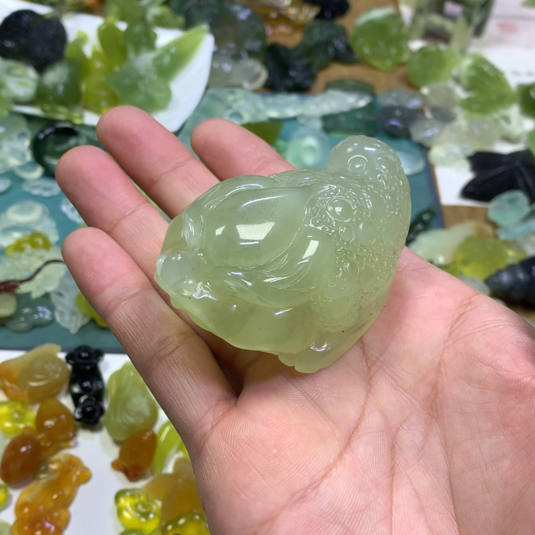 岫玉颈饰未镶嵌要**噜金蟾